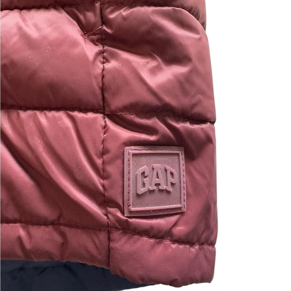 Gap Kids Puffer Vest Burgundy/Navy XL Water-resistant Lightweight Travel 0309 - Picture 2 of 6